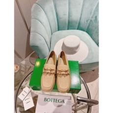 Bottega Veneta flat shoes